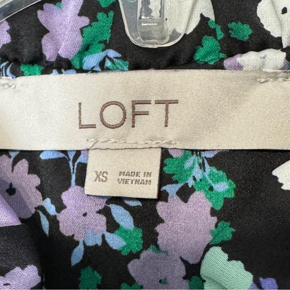 LOFT Tie Neck Floral Blouse | Size XS | Black Purple Green - Picture 5 of 6